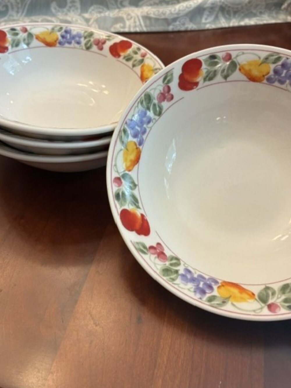 Set of 4 Gibson Everyday Country Orchard Fruit Soup Cereal Salad 6.5" Bowl